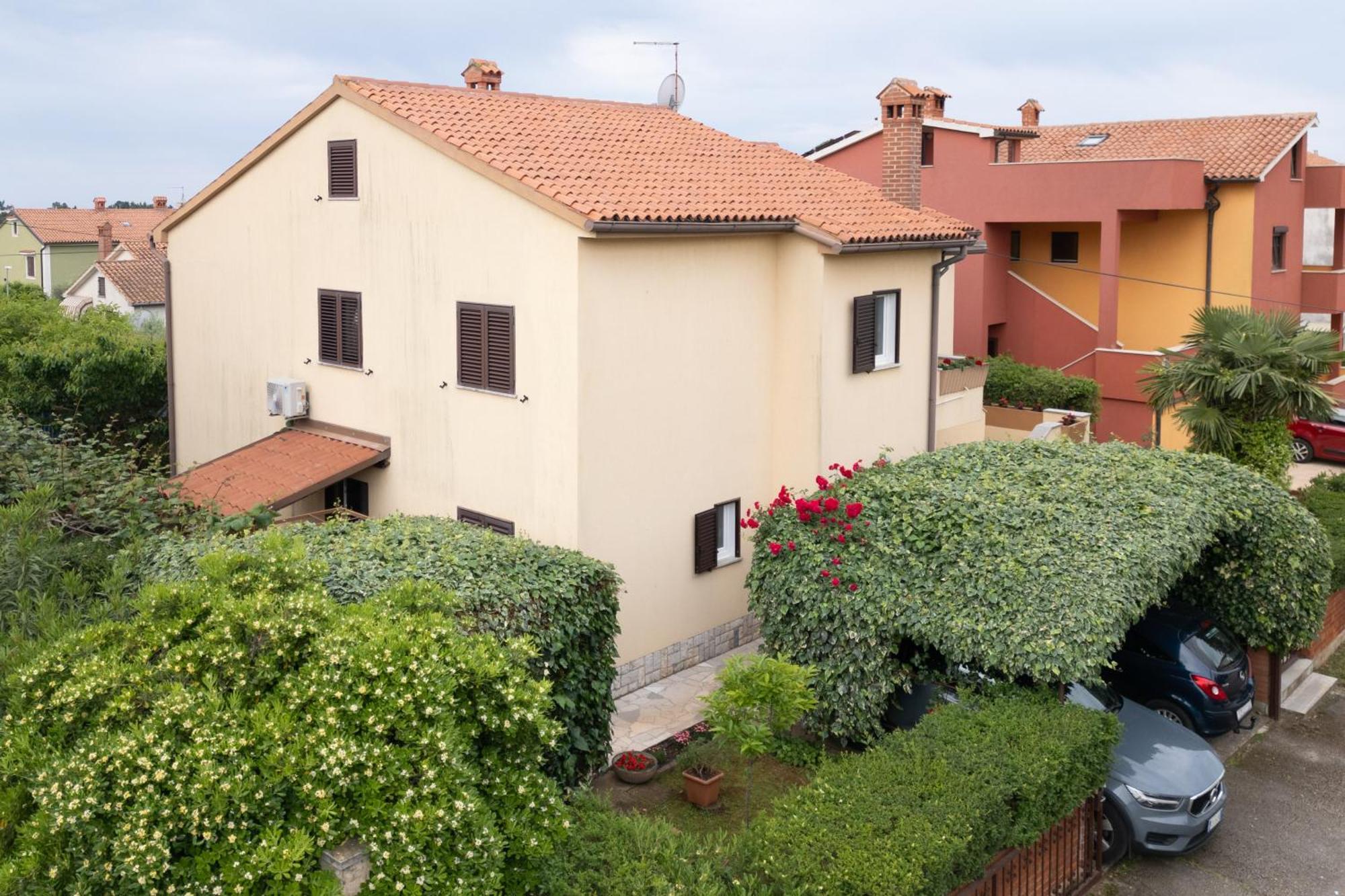 Apartments Mirella Novigrad Istria Eksteriør billede