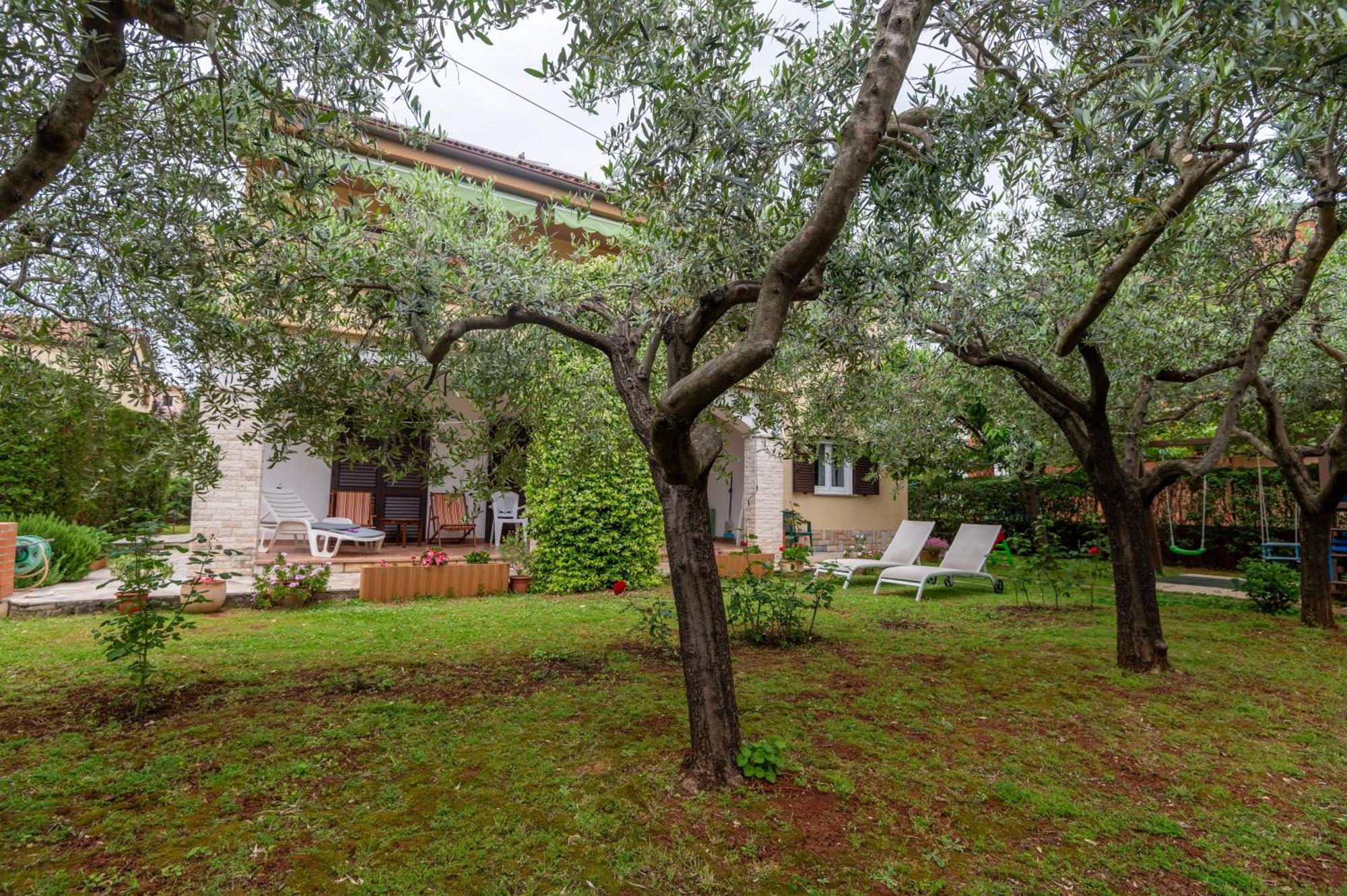 Apartments Mirella Novigrad Istria Eksteriør billede